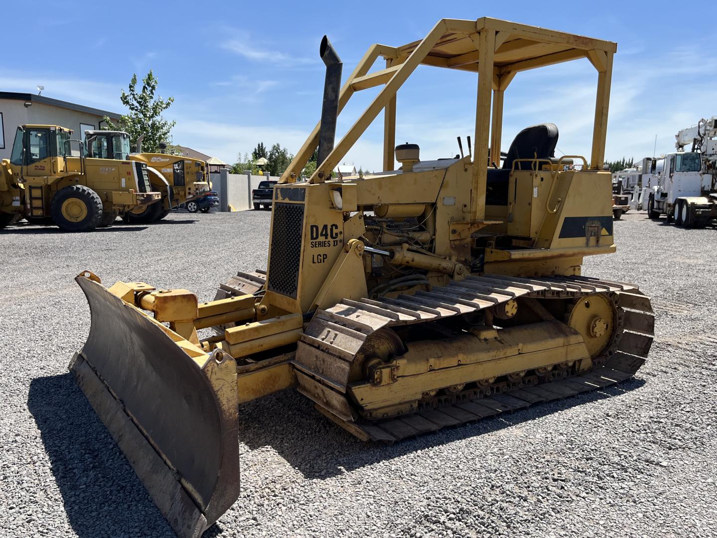 CATERPILLAR D4C